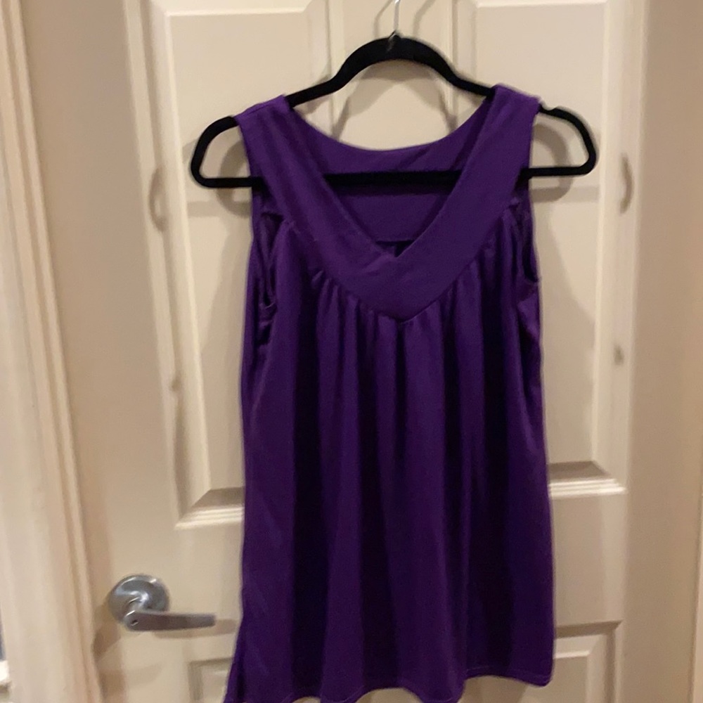 Ladies pullover tunic size medium $12.00